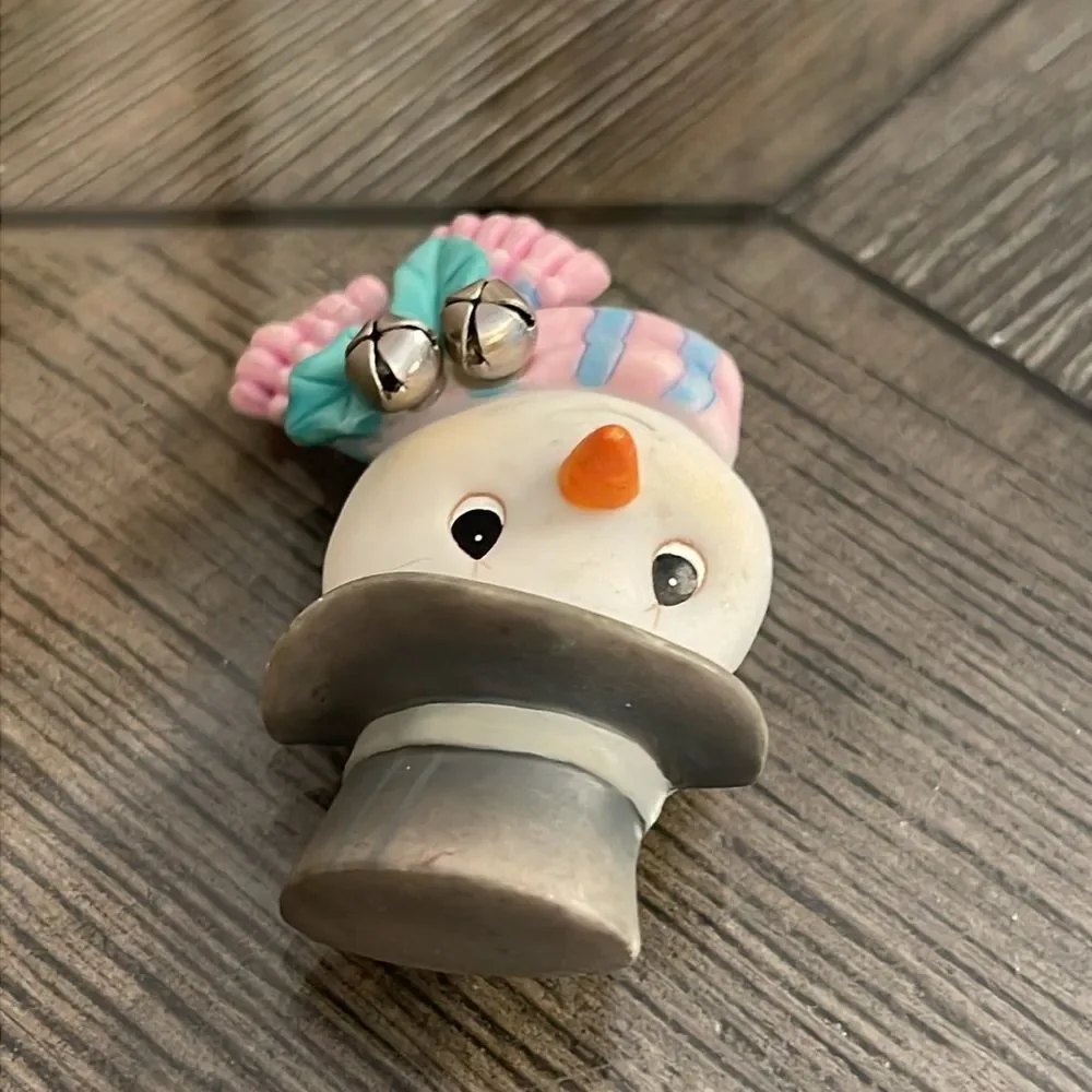 Vintage Precious Moments Snowman Figurine with Pink and Blue Scarf Holiday Pin